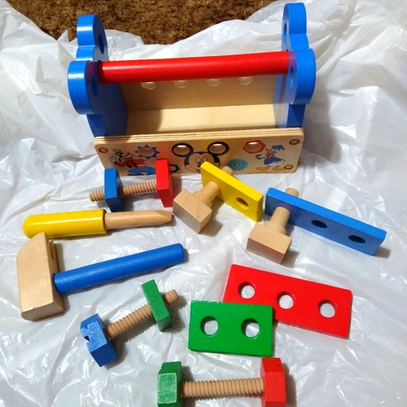 Mickey Mouse Wooden Tool Kit - Picture 4 of 5